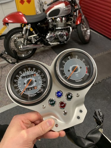 Triumph bonneville t100 air - bonneville,